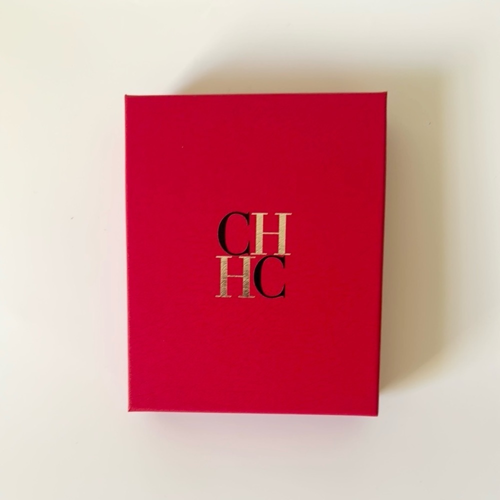 Carolina Herrera Box